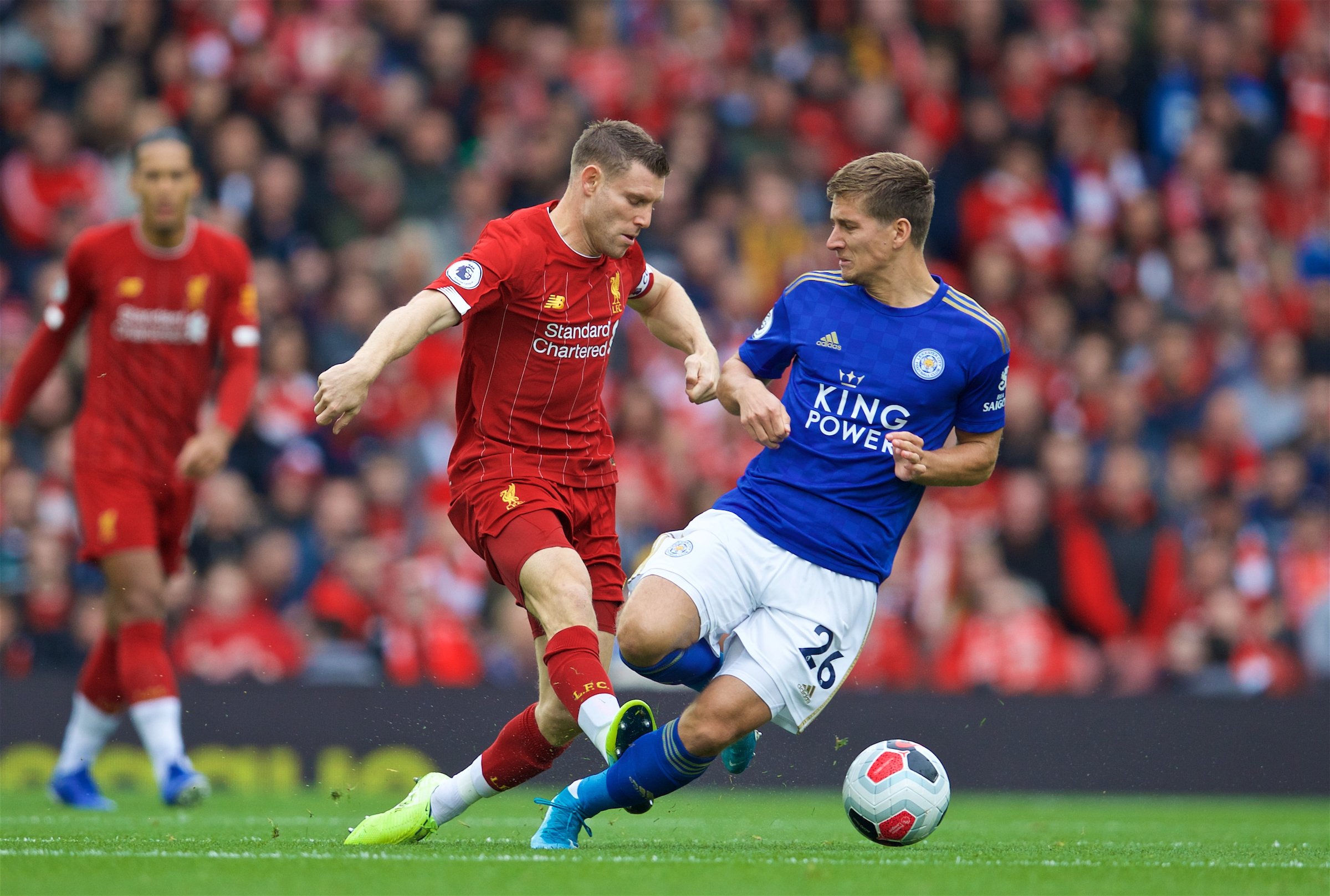 C罗晒坐广 C罗晒坐广